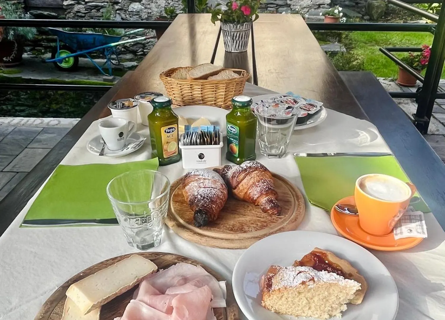 Hotel Del Falco Livo